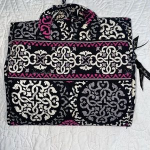 Vera Bradley hanging travel case